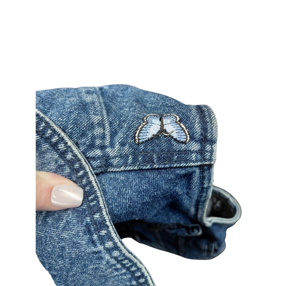 Vintage Cabela's For Women Blue Denim Vest with Butterfly Patches NWOT - Picture 3 of 6